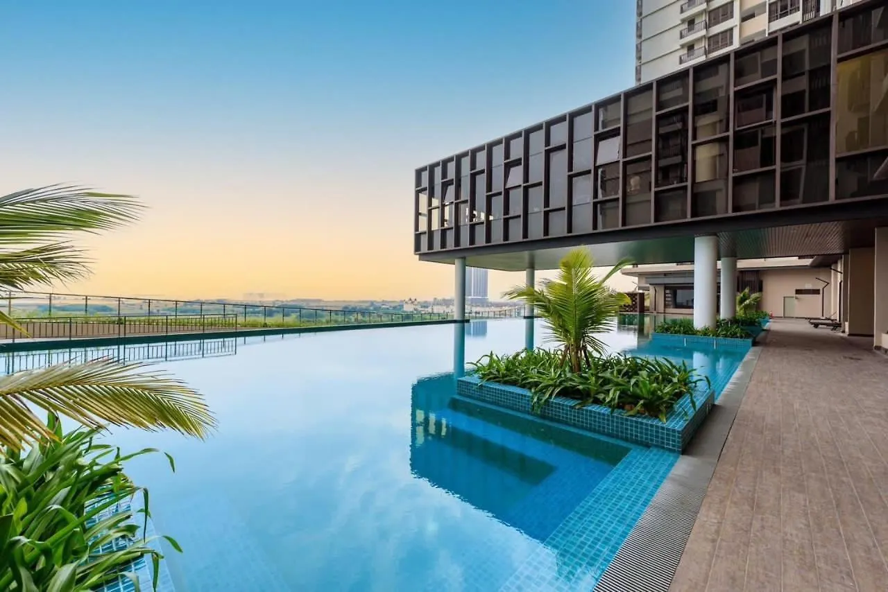 Apartment New Bali Residence Seaview L 8 Pax L Kids Friendly L Water Theme Park L 5Mins To Jonker L Kids Slide Malacca Malaysia